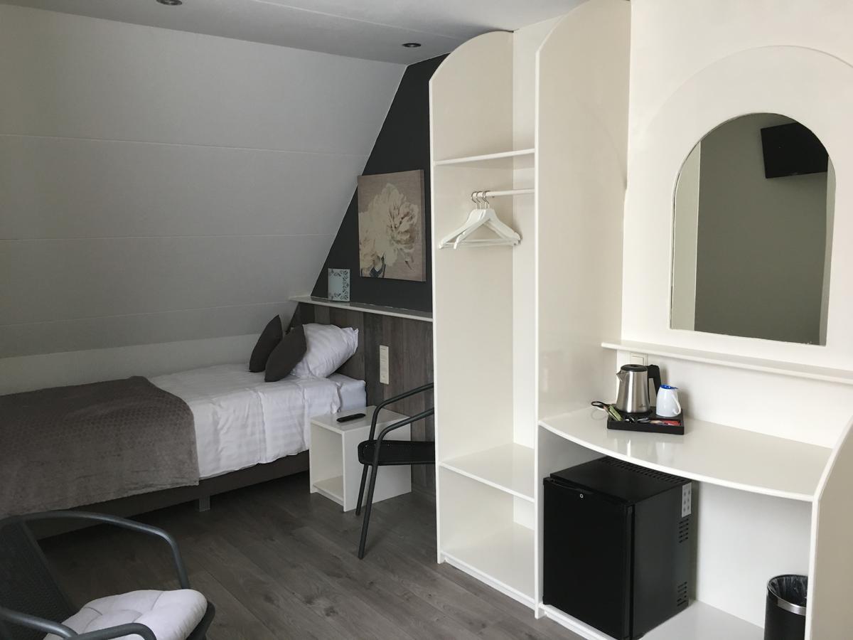 Hotel Plein 10 Zuidzande Eksteriør bilde